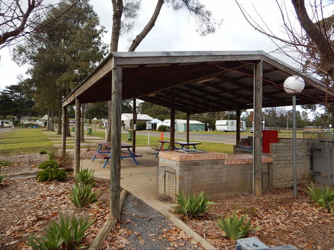 Yass Caravan Park - Melbourne 4u 2
