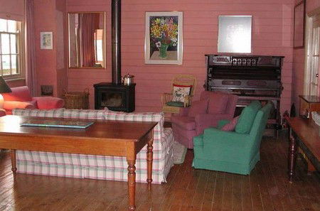 The Old School Country Retreat - Accommodation Melbourne 1