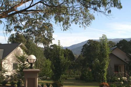 Delderfield Luxury B And B - Melbourne 4u 2