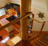 Aireys Overboard Seaside Cottage - Accommodation Melbourne