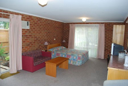 Inverloch Central Motor Inn - Accommodation Melbourne 3