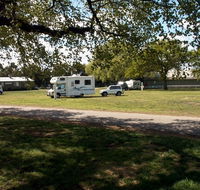 Sale Showground Caravan and Motorhome Park - Accommodation Melbourne