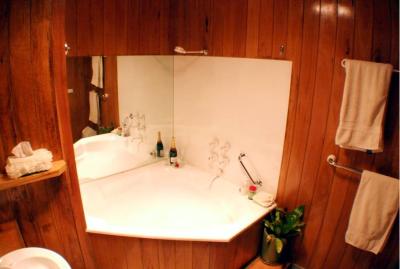 Weeroona - Accommodation Melbourne 3