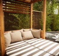 Lake House - Accommodation Melbourne