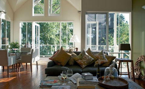 Lake House - Accommodation Melbourne 6