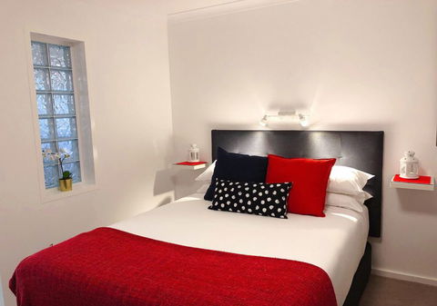 Canberra Short Term & Holiday Accommodation - Melbourne 4u 5