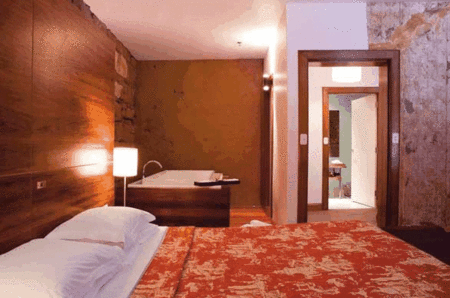 The Henry Jones Art Hotel - Accommodation Melbourne