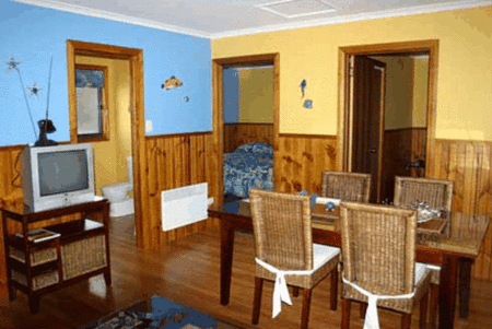 Bicheno's Gallery and Apartments - Accommodation Melbourne