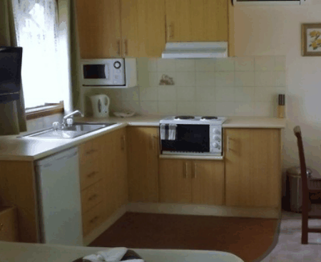 Tumut Log Cabins - Accommodation Melbourne 0