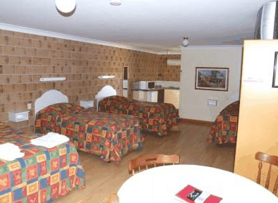 Next Golfers Inn - Melbourne 4u 1