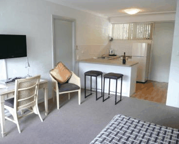 Summer East Serviced Apartments - Melbourne 4u 1