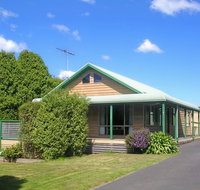 Black Dolphin Seaside Cottage - Accommodation Melbourne