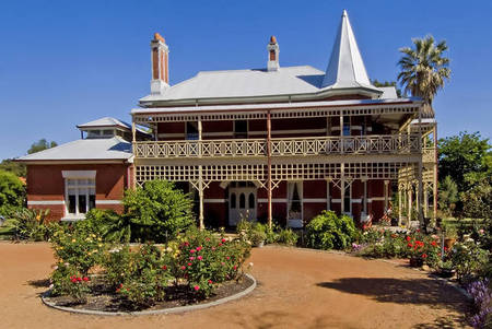 Ashfield WA Melbourne 4u
