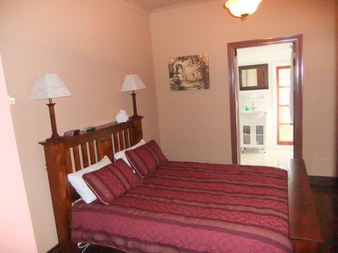 Rose Parterre B & B - Accommodation Melbourne 6