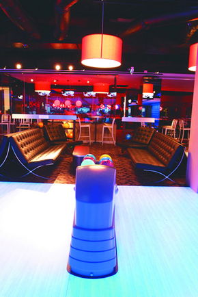 Strike Bowling Bar - CBD - Accommodation Melbourne 3