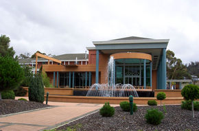 Country Club Tasmania - Accommodation Melbourne 3