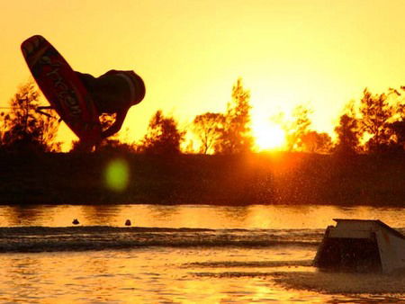 Bonney's WA Water Ski Park - Accommodation Melbourne 0