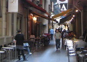 MELTours - Accommodation Melbourne 1