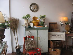 SavvyShopTours - Accommodation Melbourne 0