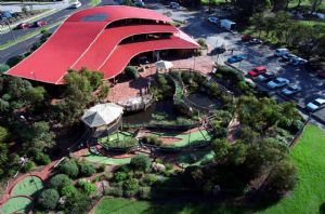 Spring Park Golf - Accommodation Melbourne 3