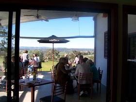 Tenafeate Creek Wines - Accommodation Melbourne 0