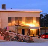 Mt Surmon Wines - Scarlattis Gallery - Accommodation Melbourne