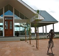 ArtWine Cellar Door - Accommodation Melbourne