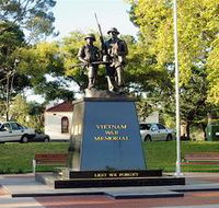 Vietnam War Memorial - Accommodation Melbourne