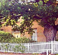 Oak Lodge - Accommodation Melbourne