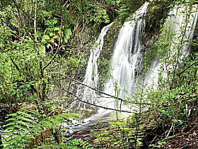 Hogarth Falls - Accommodation Melbourne 0