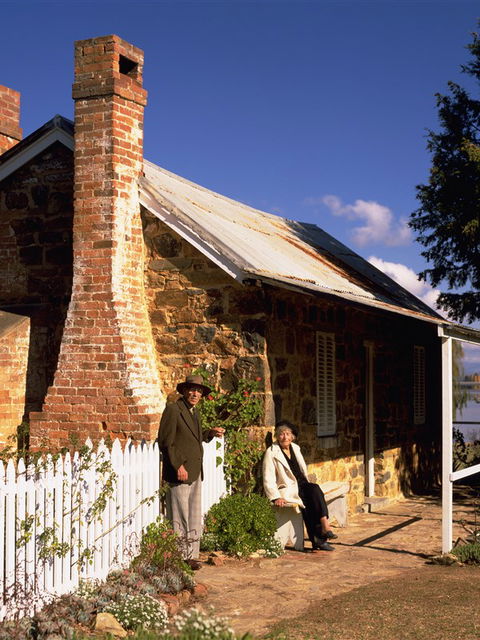 Blundells Cottage - Accommodation Melbourne 0