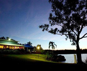 Lake Bennett Resort - Melbourne 4u 0
