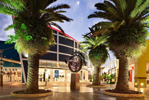 Harbour Town Outlet Shopping Centre - Accommodation Melbourne 0