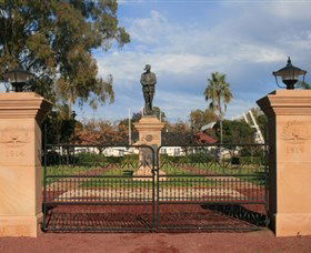 Tipton QLD Accommodation Melbourne