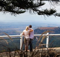 Picnic Point Lookout And Parkland - Accommodation Melbourne