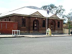 Portside Centre - Accommodation Melbourne 0
