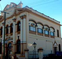 Former Royal Bank of Queensland - Accommodation Melbourne