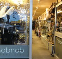 Hobnob Jewels - Accommodation Melbourne