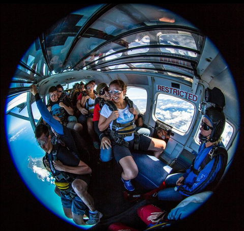 Skydive Sydney North Coast - Melbourne 4u 9
