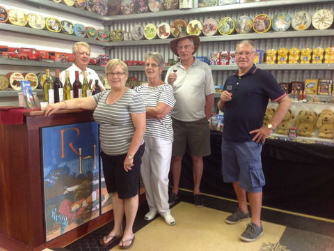 Holland Wines - Accommodation Melbourne 7