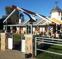 Flyfaire Wines - Accommodation Melbourne