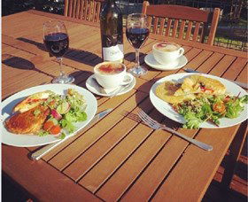 Flyfaire Wines - Accommodation Melbourne 3