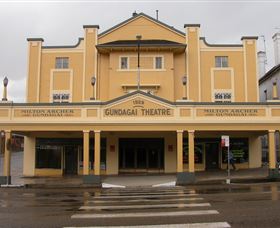 Gundagai Emporium - Accommodation Melbourne 0