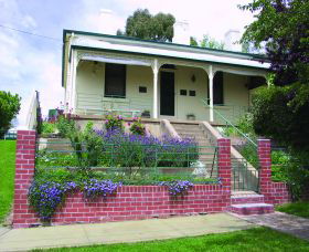Chifley Home And Education Centre - Accommodation Melbourne 0