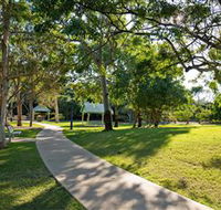 Millennium Esplanade and Tannum Sands Beach - Accommodation Melbourne