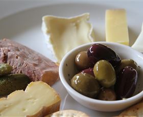 Small Forest Wine - Accommodation Melbourne 5