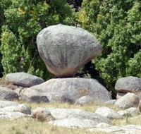 Balancing Rock - Accommodation Melbourne