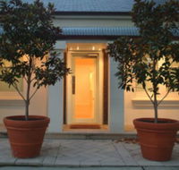 Australian Galleries - Roylston Street - Accommodation Melbourne