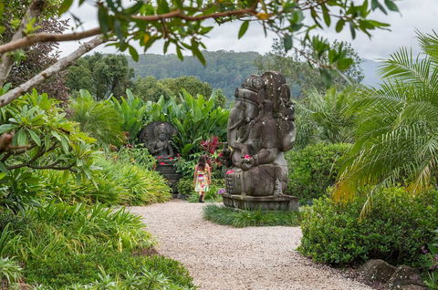 Crystal Castle & Shambhala Gardens - Accommodation Melbourne 4