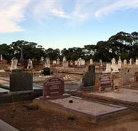 Langhorne Creek Cemetery - Accommodation Melbourne